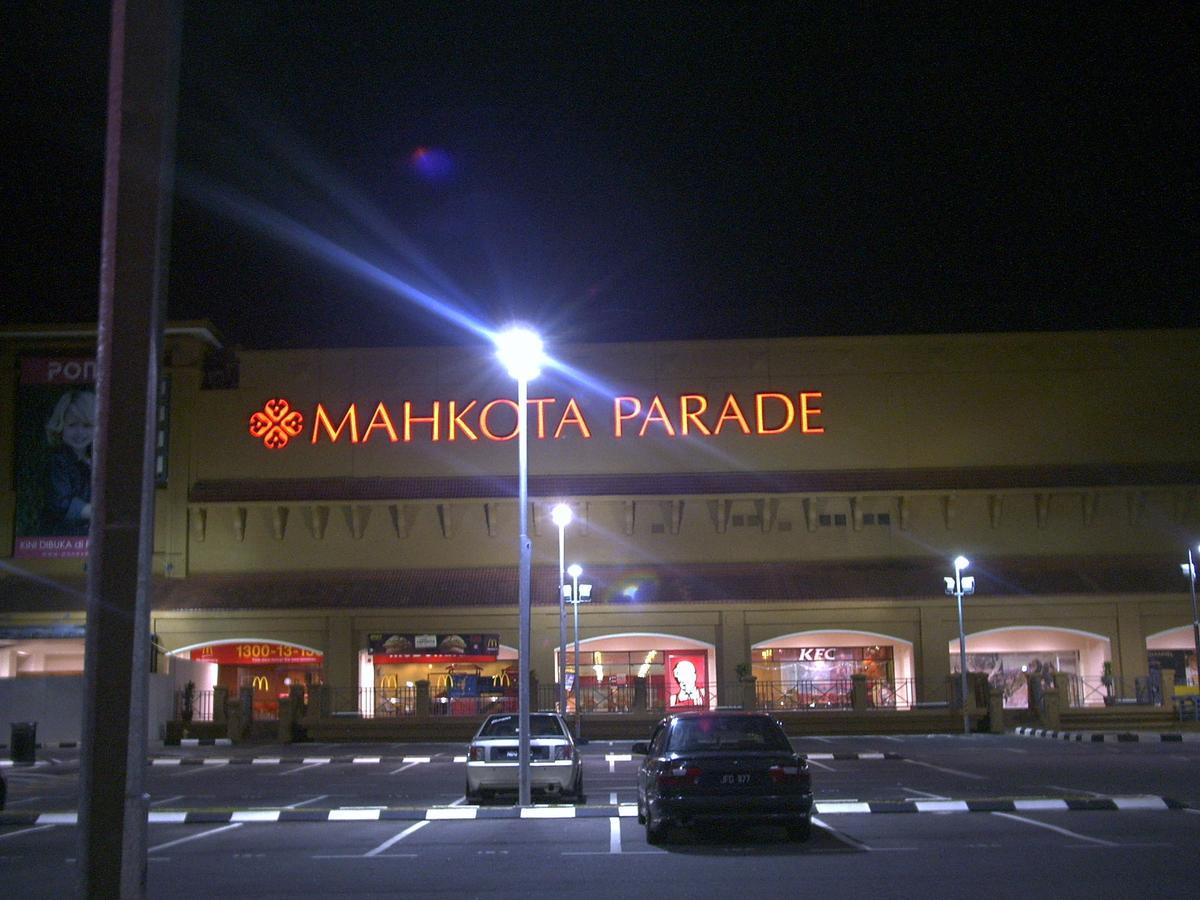 Costa Mahkota Aparthotel Malacca Exterior photo